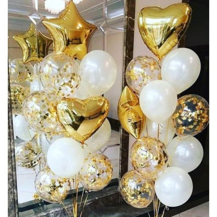 Фонтан шаров "Привет, это я" в Северодвинске