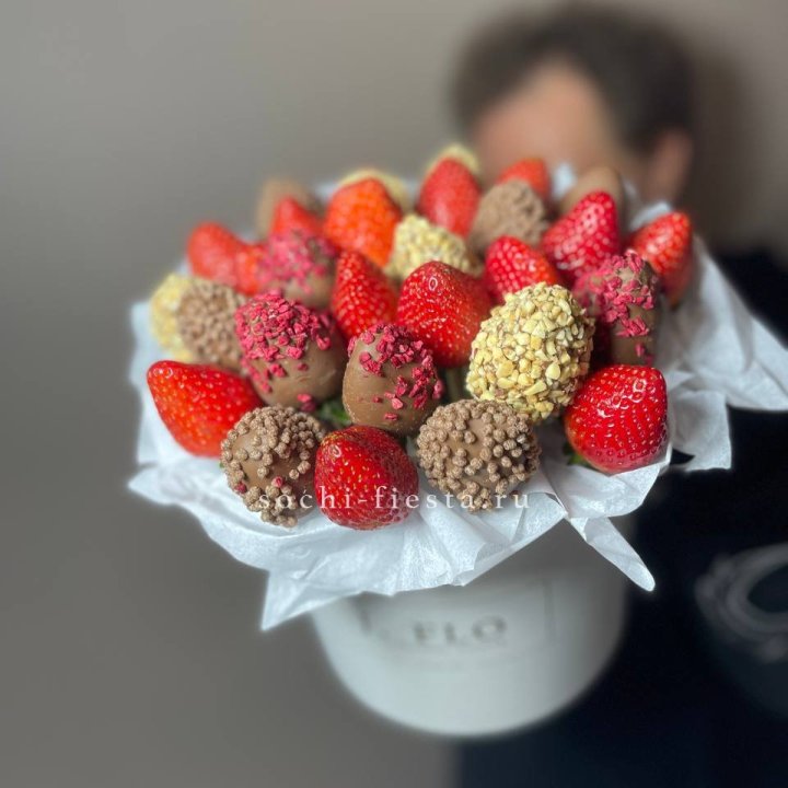 Клубника в боксе 30 ягод в Северодвинске