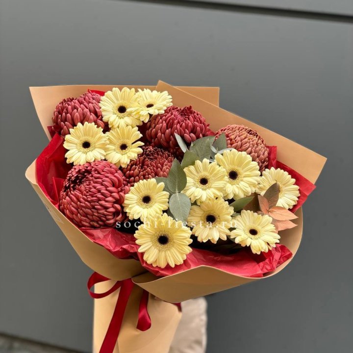 Букет гербер и хризантем Бигуди в Северодвинске
