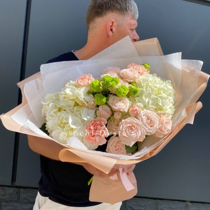 Авторский букет "Нежный крем" в Северодвинске