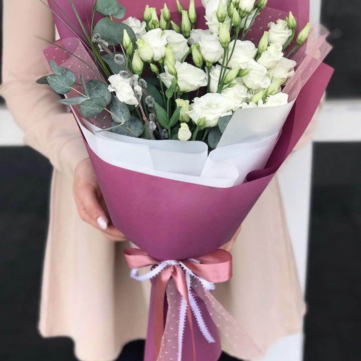 Эустомы с эвкалиптом в Северодвинске