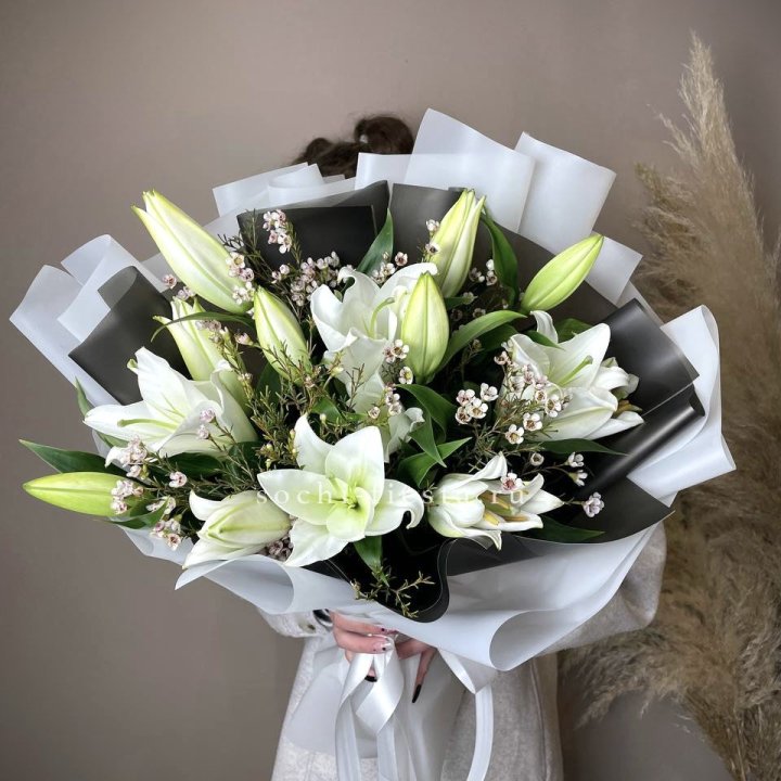 Букет лилий Снежная королева в Северодвинске