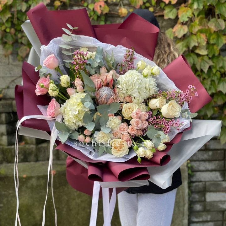 Авторский букет с протеей №1 в Северодвинске