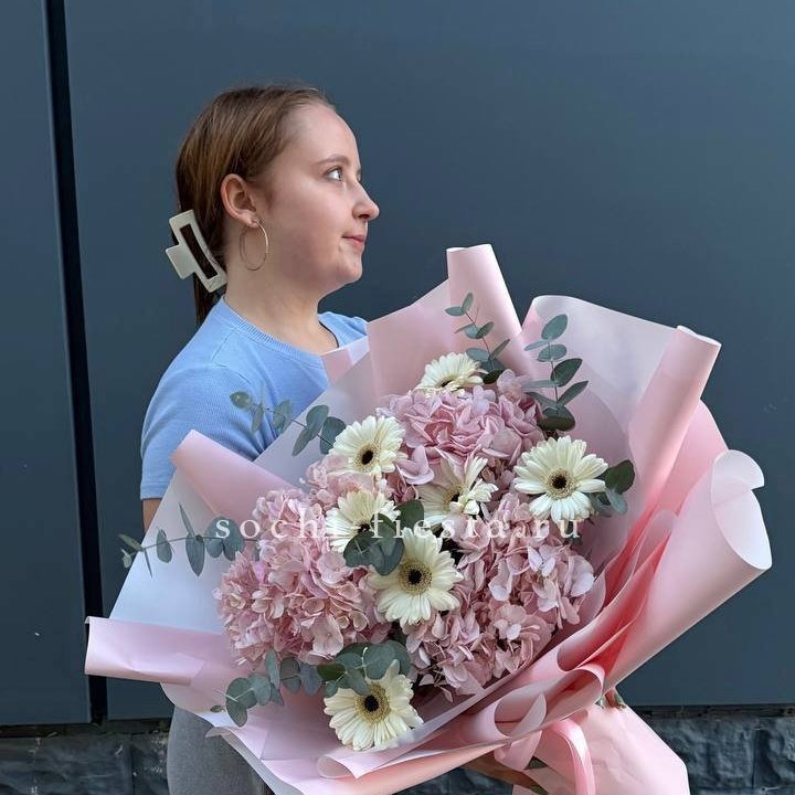 Букет "Знак любви" в Северодвинске