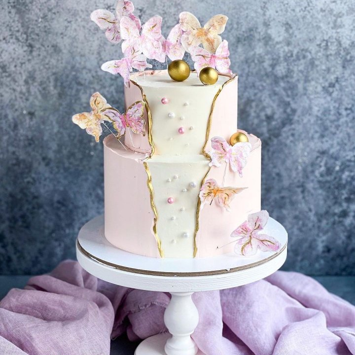 Торт "Бабочки в животе" в Северодвинске