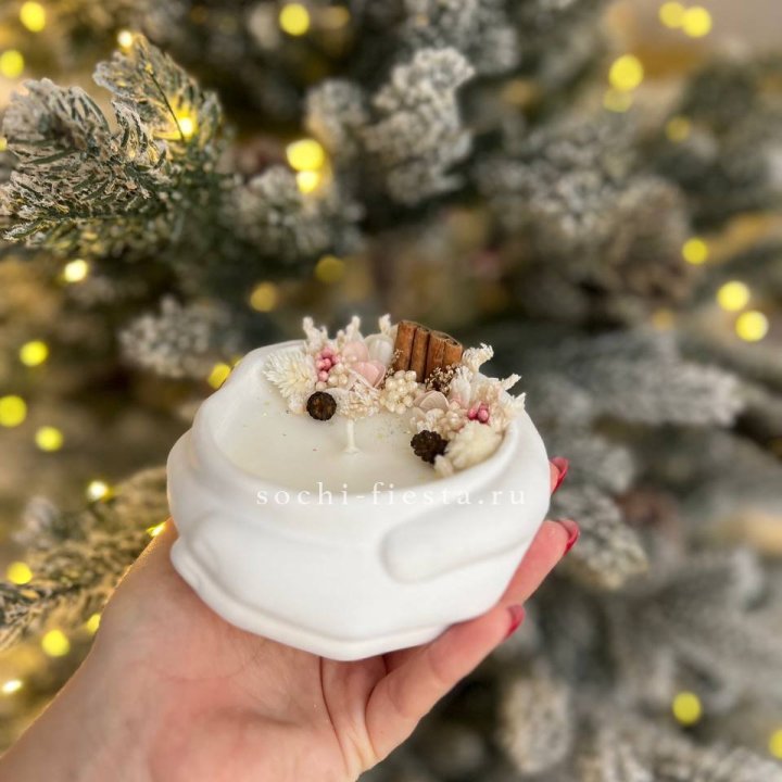 Свеча ароматическая в гипсе Руки с корицей в Северодвинске