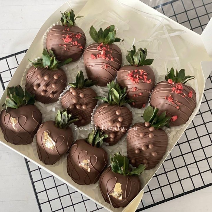 Клубника в шоколаде 12 ягод в Северодвинске