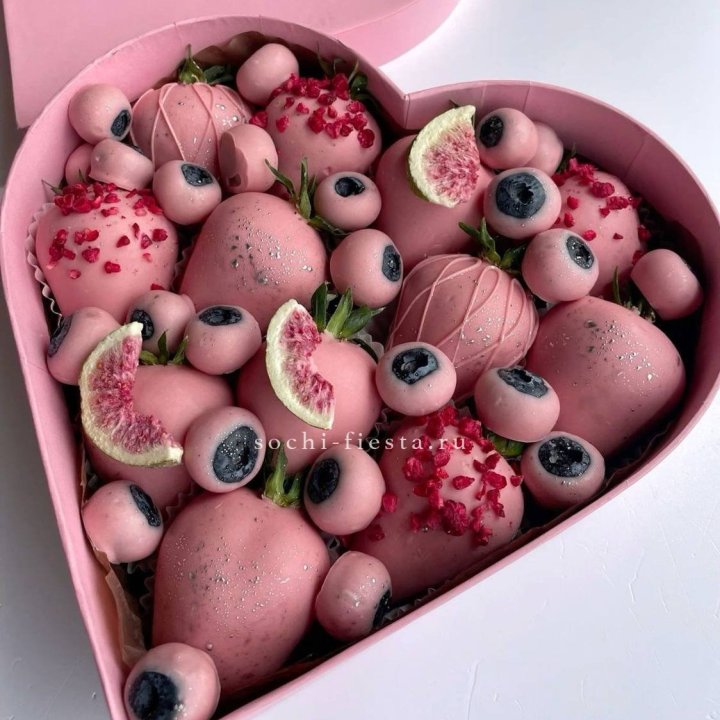 Клубника в шоколаде Сердце в Северодвинске