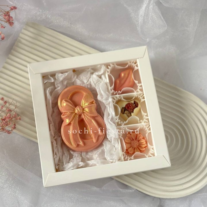Конфеты из шоколада 8 Марта в Северодвинске