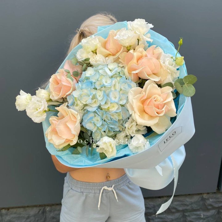 Сборный букет "Голубой закат" в Северодвинске