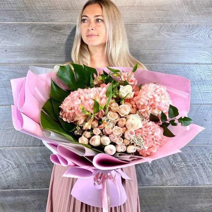 Дизайнерский букет "Валенсия-2" в Северодвинске