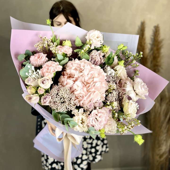 Дизайнерский букет "Трели кримс" в Северодвинске