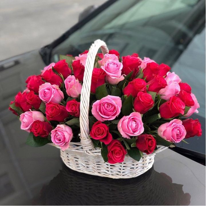 Корзина с розами  в Северодвинске