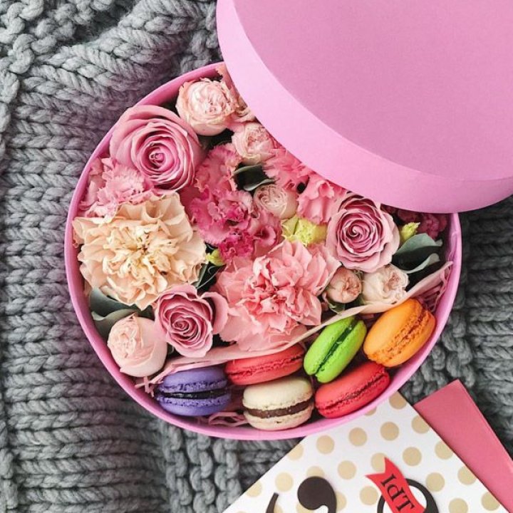 Цветочный бокс пинк в Северодвинске