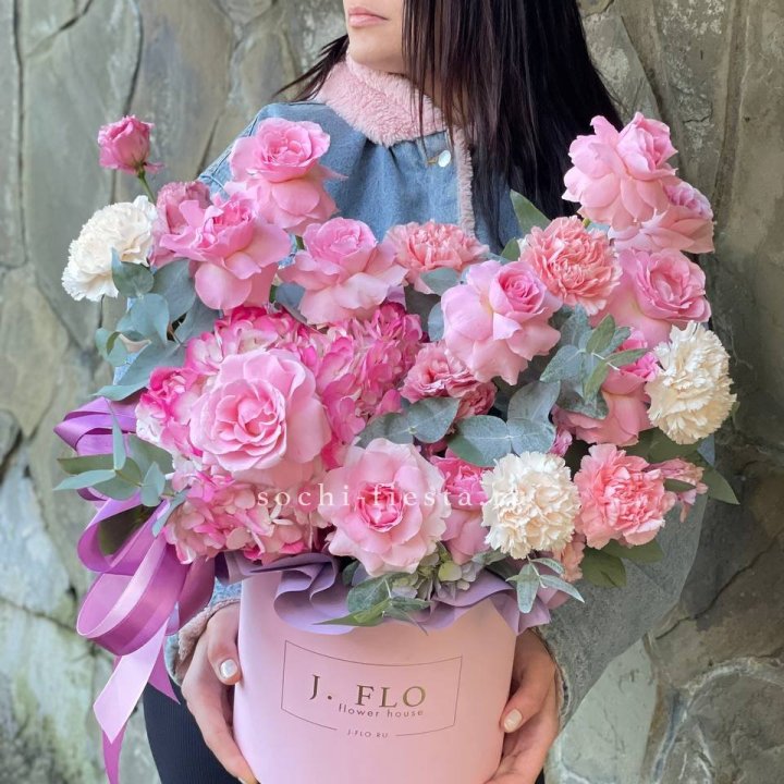 Цветочный бокс "Эсмиральда" в Северодвинске