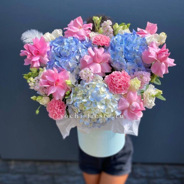 Коробка с цветами "Лемия" в Северодвинске