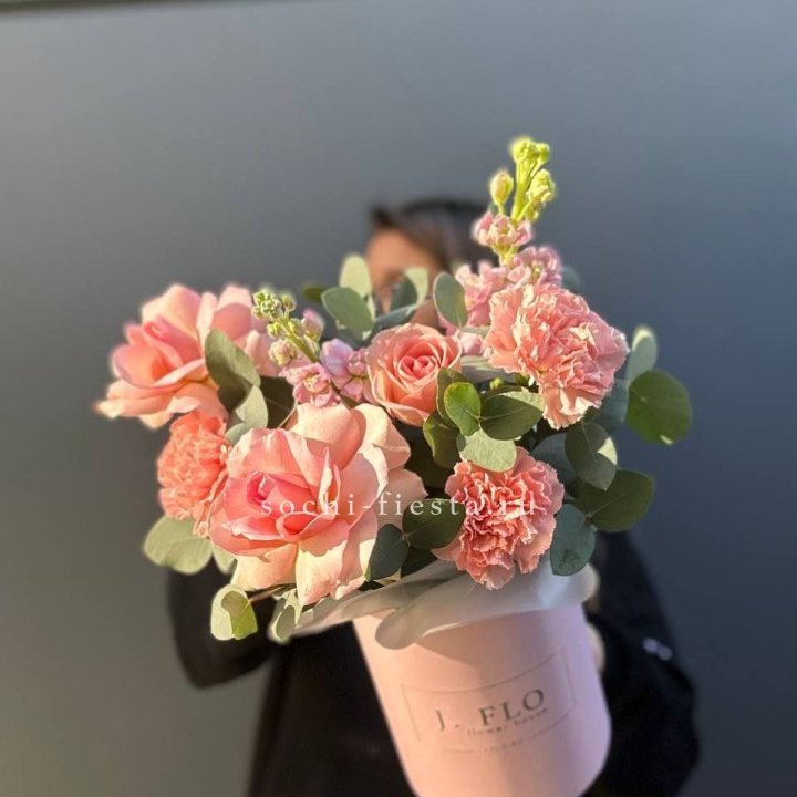 Цветы в боксе "Сизара" в Северодвинске