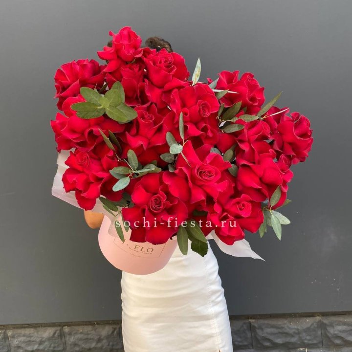 Бокс из 17 французских роз в Северодвинске