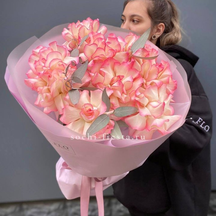 9 французских роз Джумилия в Северодвинске