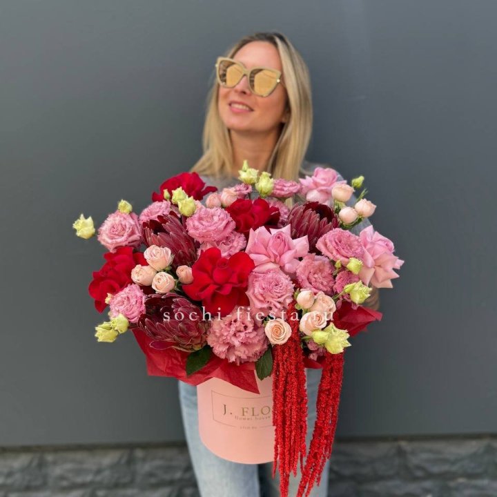 Дизайнерский цилиндр "Криотель" в Северодвинске