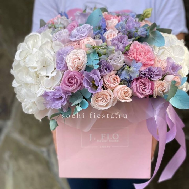 Цветочный бокс макси каб в Северодвинске