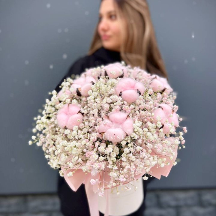 Гипсофилы с хлопком в шляпной коробке в Северодвинске