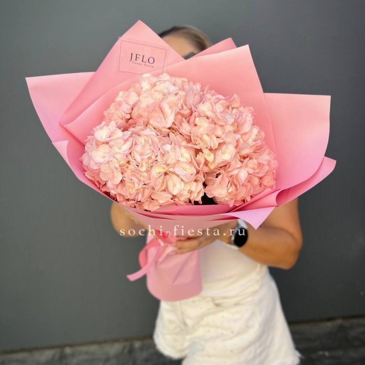 Букет гортензий "Крем" в Северодвинске