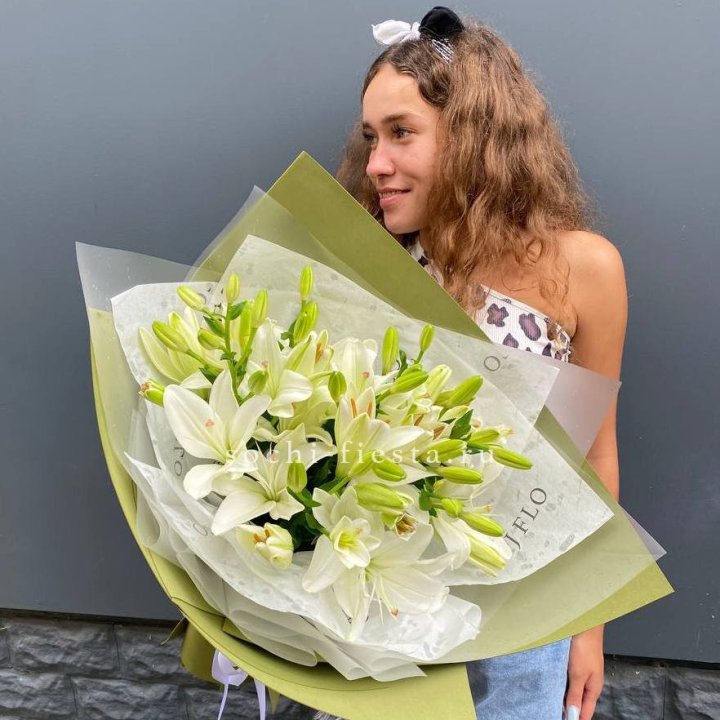 Букет  лилий "Изумруд" в Северодвинске