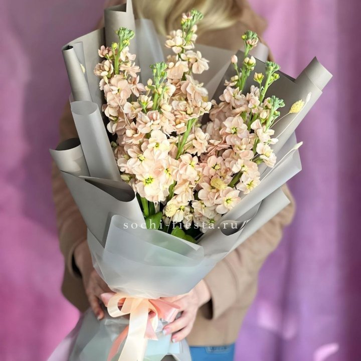 Букет ароматной маттиоллы №2 в Северодвинске