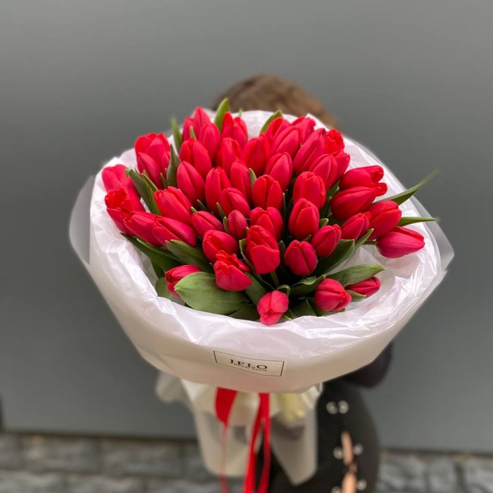 51 тюльпан "Любовь" в Северодвинске