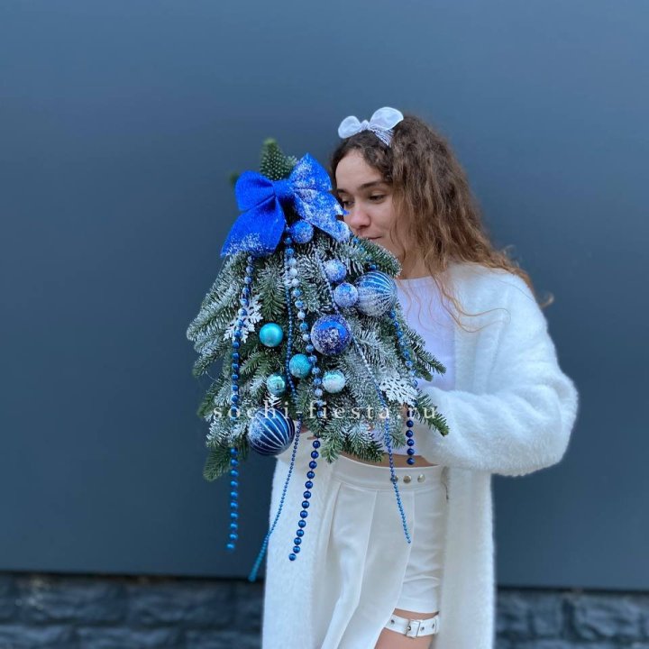 Новогодняя елочка "Блю" в Северодвинске