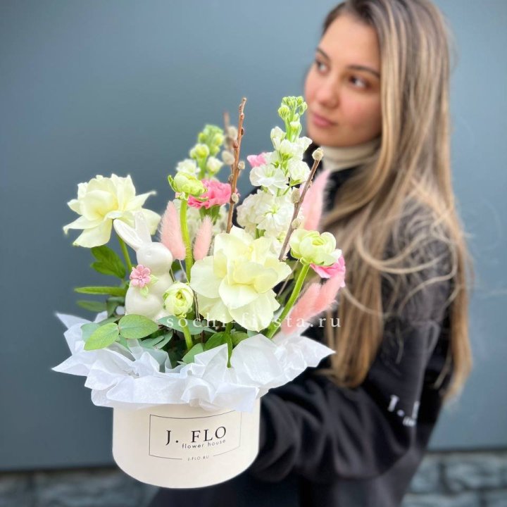 Цветочный бокс "Пасхальная композиция" в Северодвинске