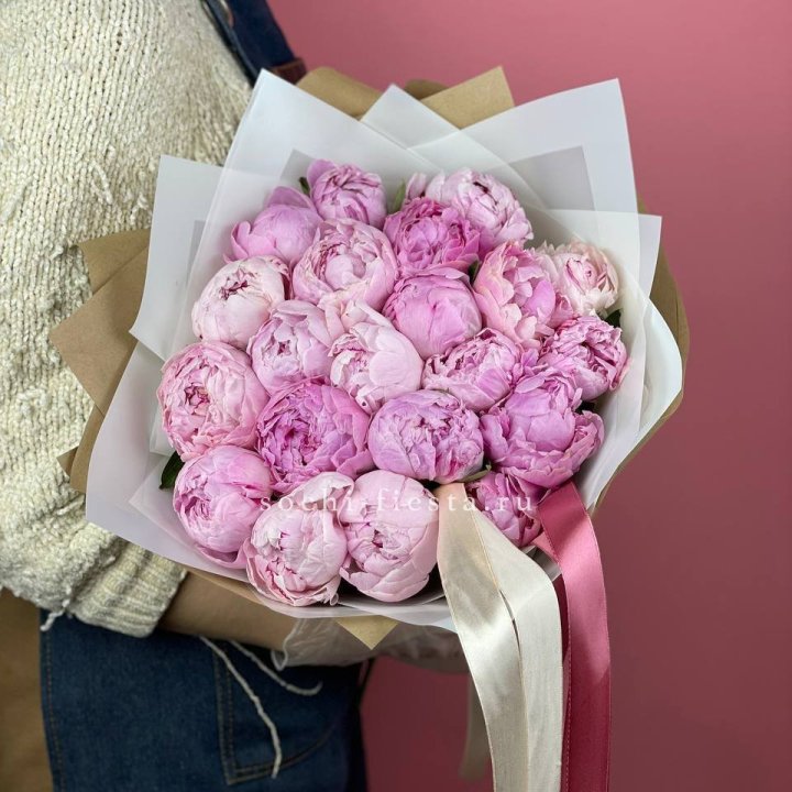 Букет из 21 пионов в Северодвинске