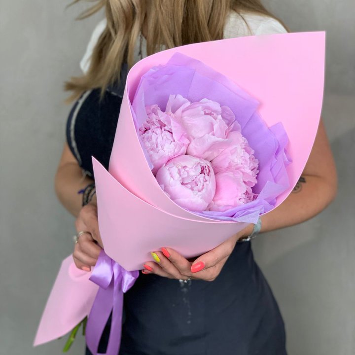 Букет пионов "Файв" в Северодвинске