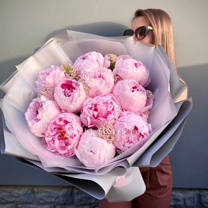 Букет с пионами "Стайл" в Северодвинске