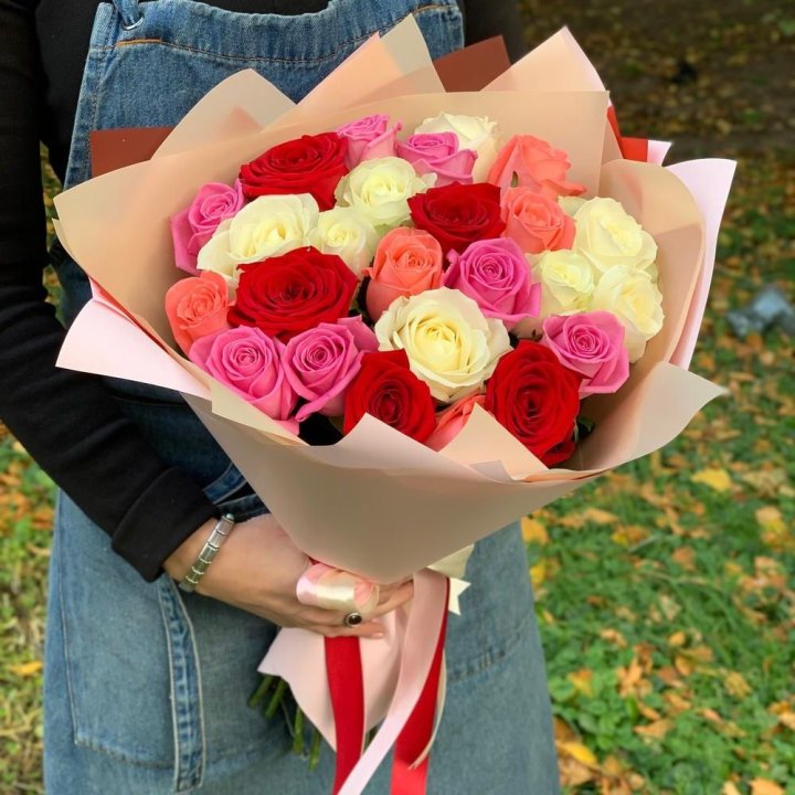 25 роз "Карусель" в Северодвинске