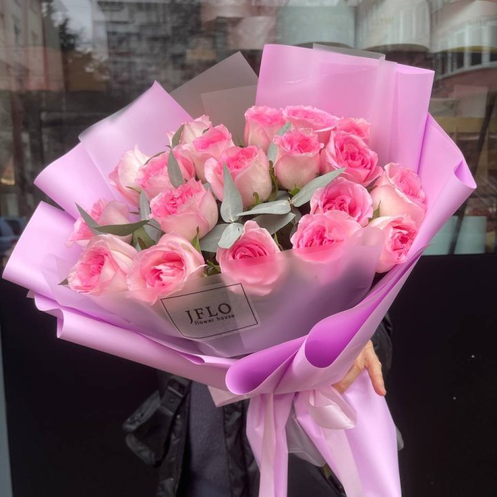  19 розовых роз в Северодвинске