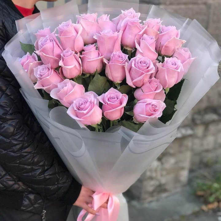 25 высоких розовых роз в Северодвинске