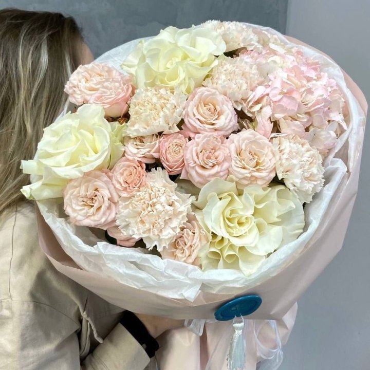 Дизайнерский букет "Джентел" в Северодвинске