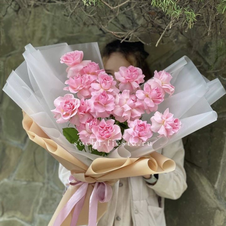 Букет из 15 французских роз Пинк дрим в Северодвинске