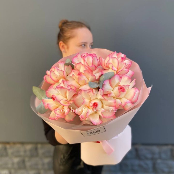 7 французских роз Джумилия в Северодвинске