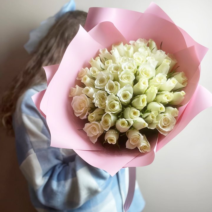 Букет из 51 белой розы (Кения) в Северодвинске