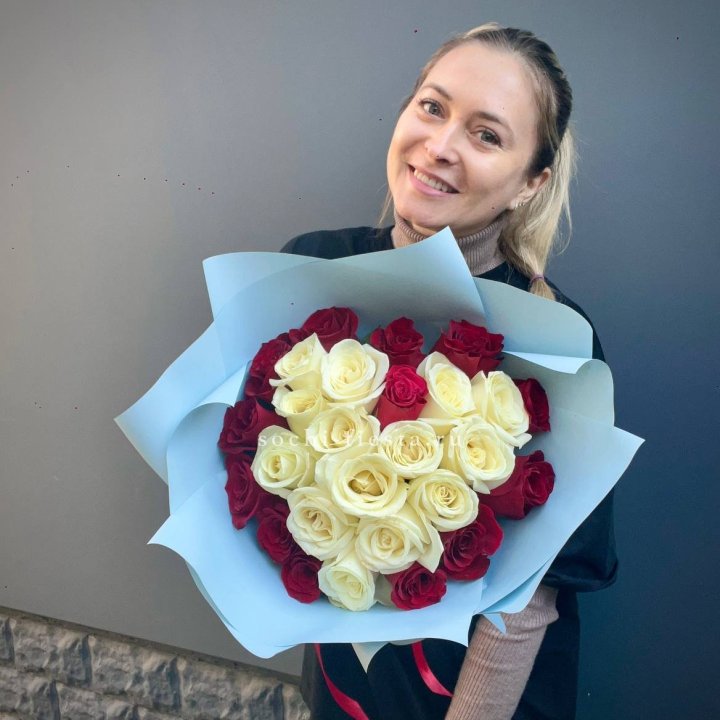 27 роз "Сердце" в Северодвинске