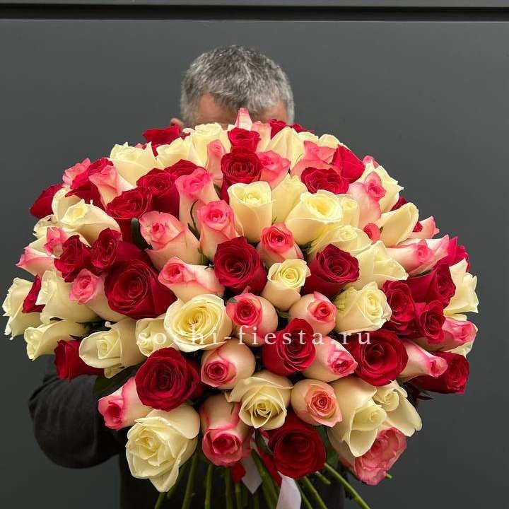 101 разноцветная роза "Джули" в Северодвинске