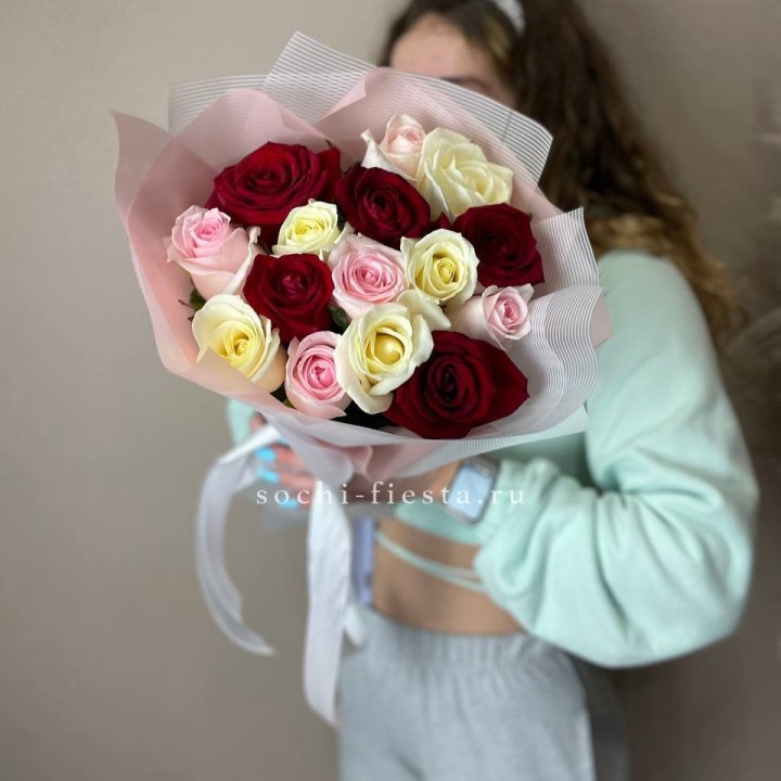 15 роз "Карусель" в Северодвинске