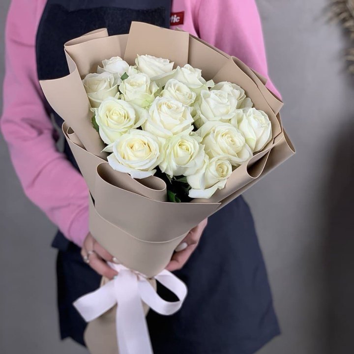 15 белых роз миракли в Северодвинске