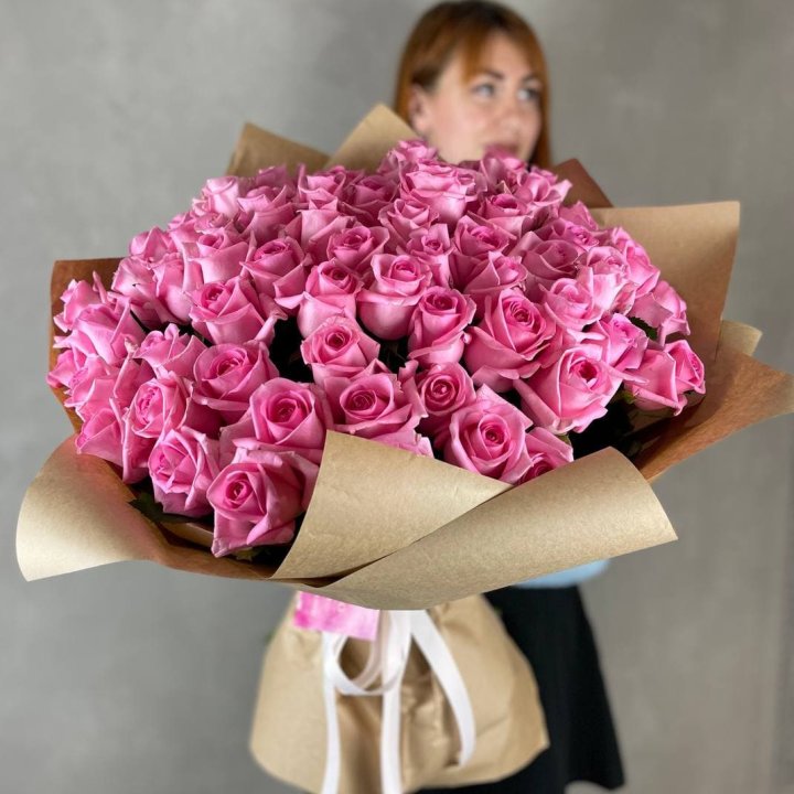 101 розовая роза в Северодвинске