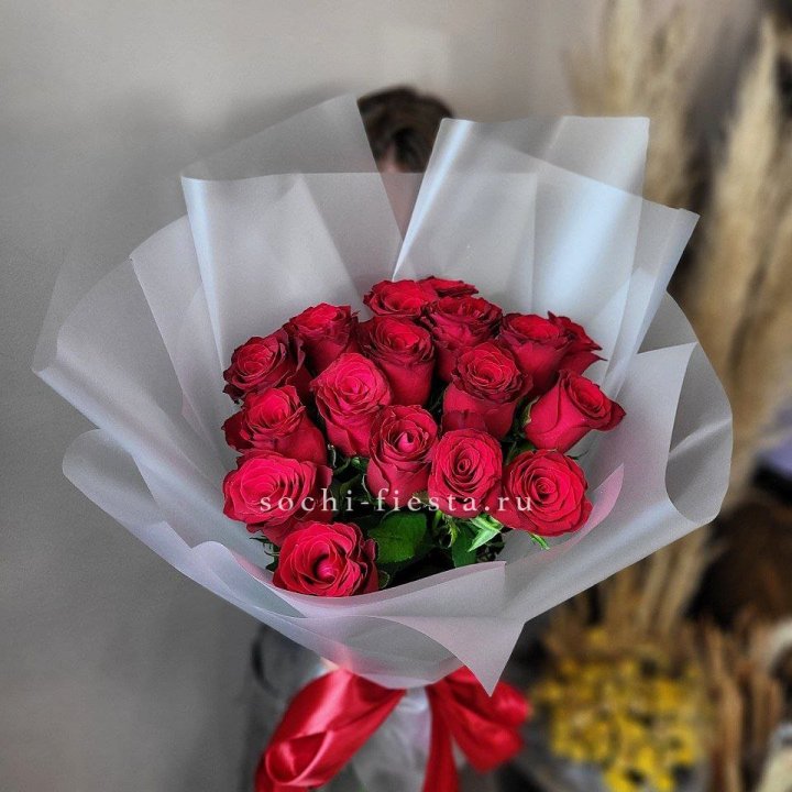 17 красных роз "Нет времени ждать" в Северодвинске