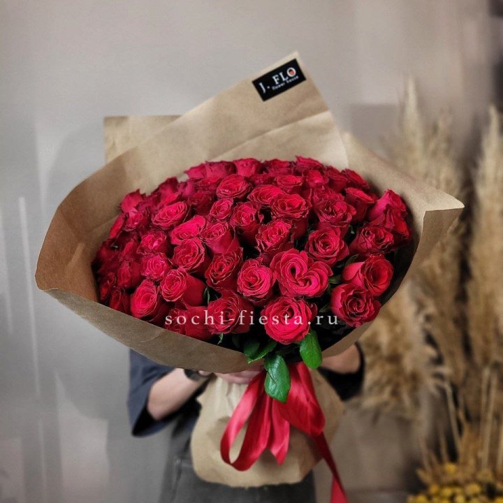 63 красных роз вайт в Северодвинске