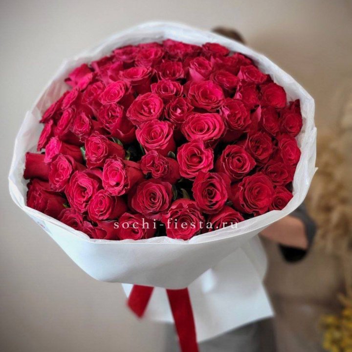 65 красных роз вайт в Северодвинске